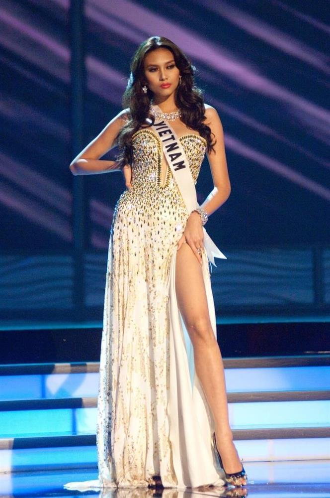 Đầm dạ hội Miss Universe: Đẹp nhất HHen Niê, xấu nhất bộ nào?-2
