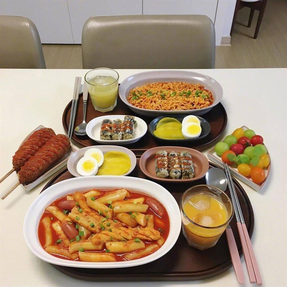 Hội chị em truyền tay mâm cơm dành cho người muốn lấy đại gia-5