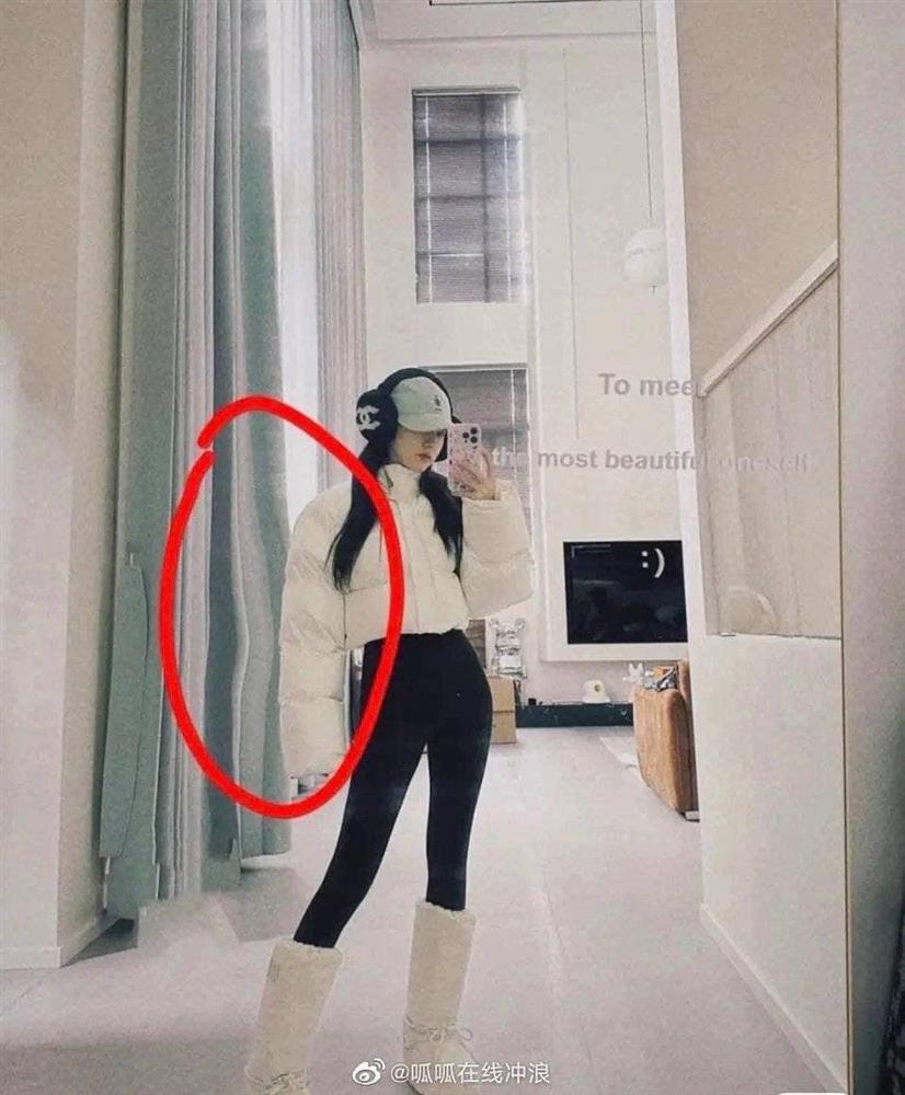 Triệu Lộ Tư lộ ảnh với bạn trai?-1