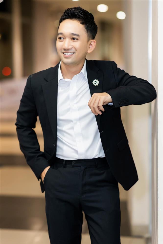 Hàng loạt thí sinh Miss Charm đến Việt Nam bị thất lạc hành lý-2