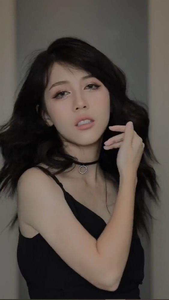 Hậu Hoàng nhan sắc ngày càng thăng hạng-1