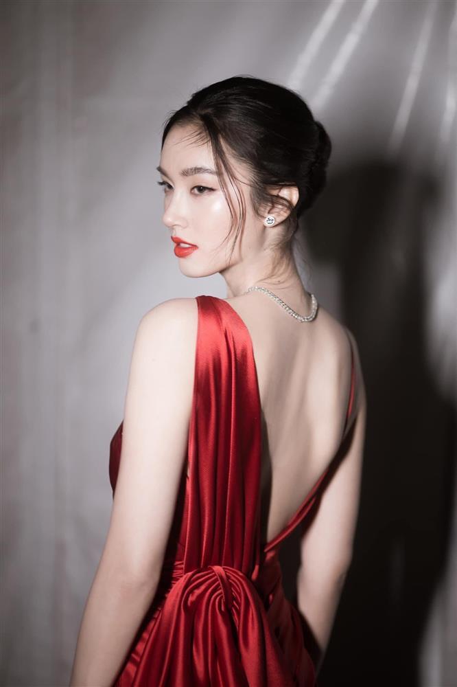 Nhan sắc ngọt ngào hoa hậu chuyển giới đẹp nhất Thái Lan-2