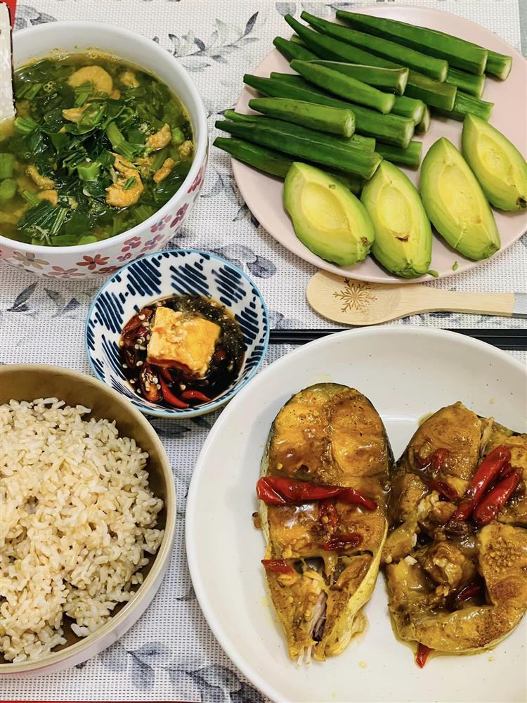 Giữ gìn tâm hồn quê hương bằng cơm Việt của 8x ở Canada-4