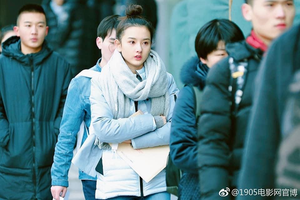 Nhan sắc Trương Tịnh Nghi, Tống Tổ Nhi khi thi đại học-4