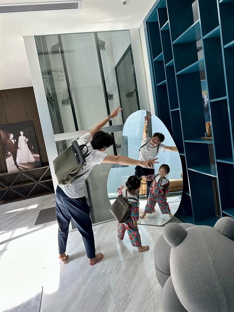 Showbiz Việt ngày 6/2: Đàm Thu Trang xưng MẸ với chồng-1