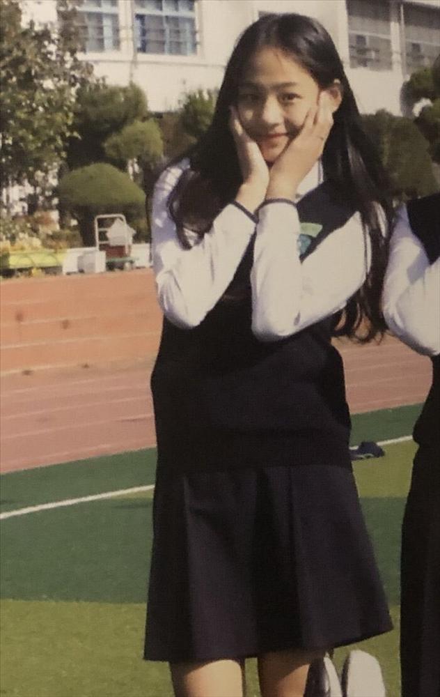 Minji (NewJeans) trả lời thông minh khi bị hỏi khó chuyện dao kéo-3