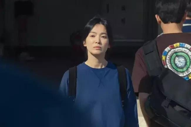 2 nữ chính bị chê già, xuống sắc nhưng phim vẫn hot rần rần-8