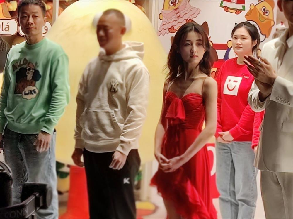 Em gái quốc dân Trương Tử Phong gây lo lắng vì gầy trơ xương-5