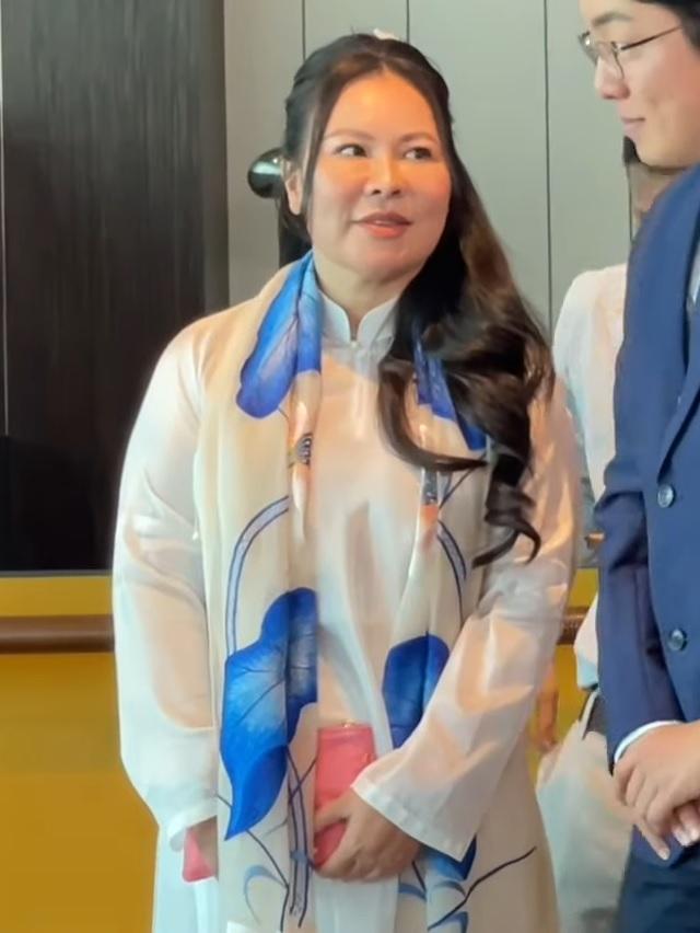 CAM thường vợ đại gia của Quý Bình sau sinh-2