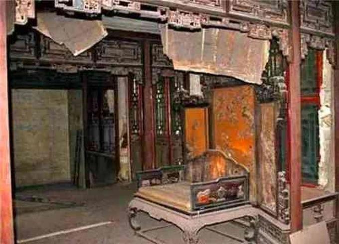 Tại sao du khách tuyệt đối không được vào lãnh cung Tử Cấm Thành?-1