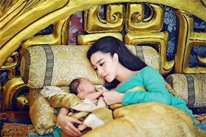 Mang con cho người khác lấy tiền đóng học, 3 năm sau mẹ ân hận-2