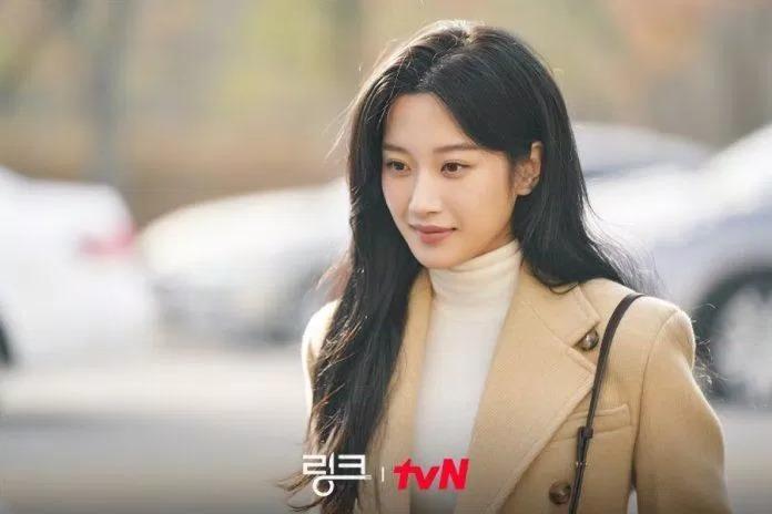 Nữ thần thế hệ mới Moon Ga Young: chưa phất lên vì chọn kịch bản kém-8