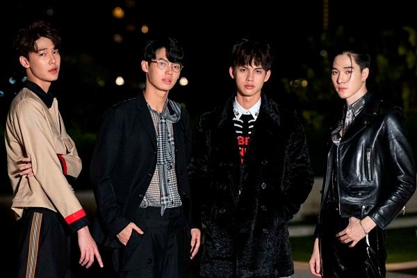 Fan Việt hóa nàng Cỏ, F4 Thái Lan tỏ tình mượt trước giờ concert-4