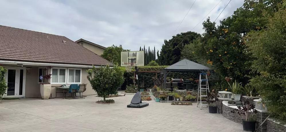 Biệt phủ ngập tràn hoa trái của Hà Thanh Xuân ở Mỹ-11