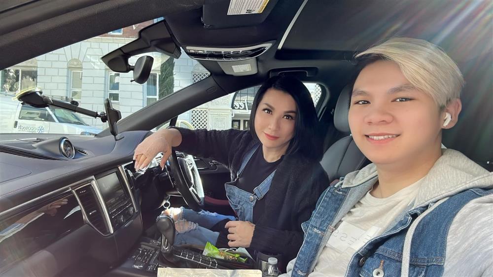 Showbiz Việt ngày 7/2: Cựu mẫu Bằng Lăng khoe ảnh gợi cảm-2