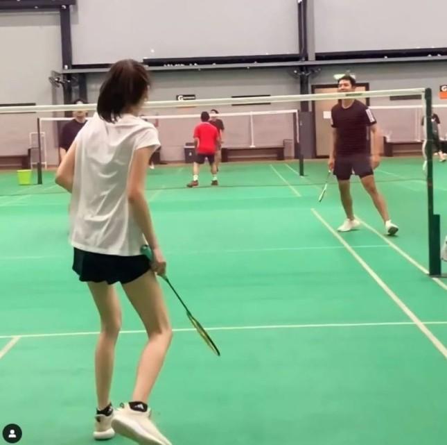 Khoảnh khắc đời thường của cặp sao hạng A showbiz Thái Lan-2