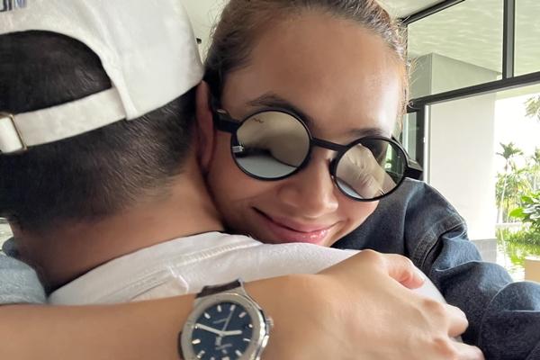 Á hậu Hoàng My phủ nhận tin kết hôn-3