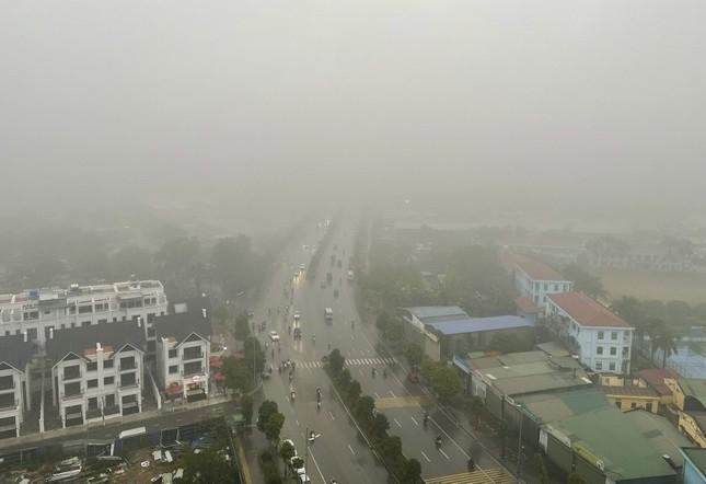 Nhà đổ mồ hôi, quần áo bốc mùi, người dân bỏ trăm triệu đối phó-8