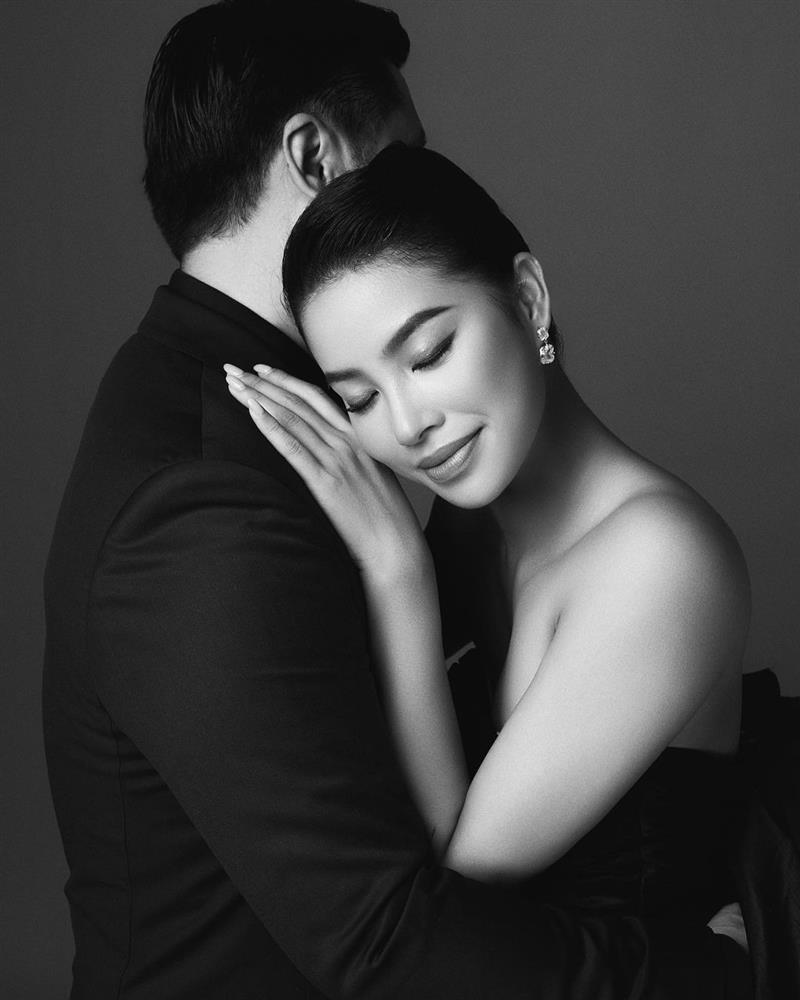 Phạm Hương cắm hoa bán, kiếm thêm thu nhập tại Mỹ?-6