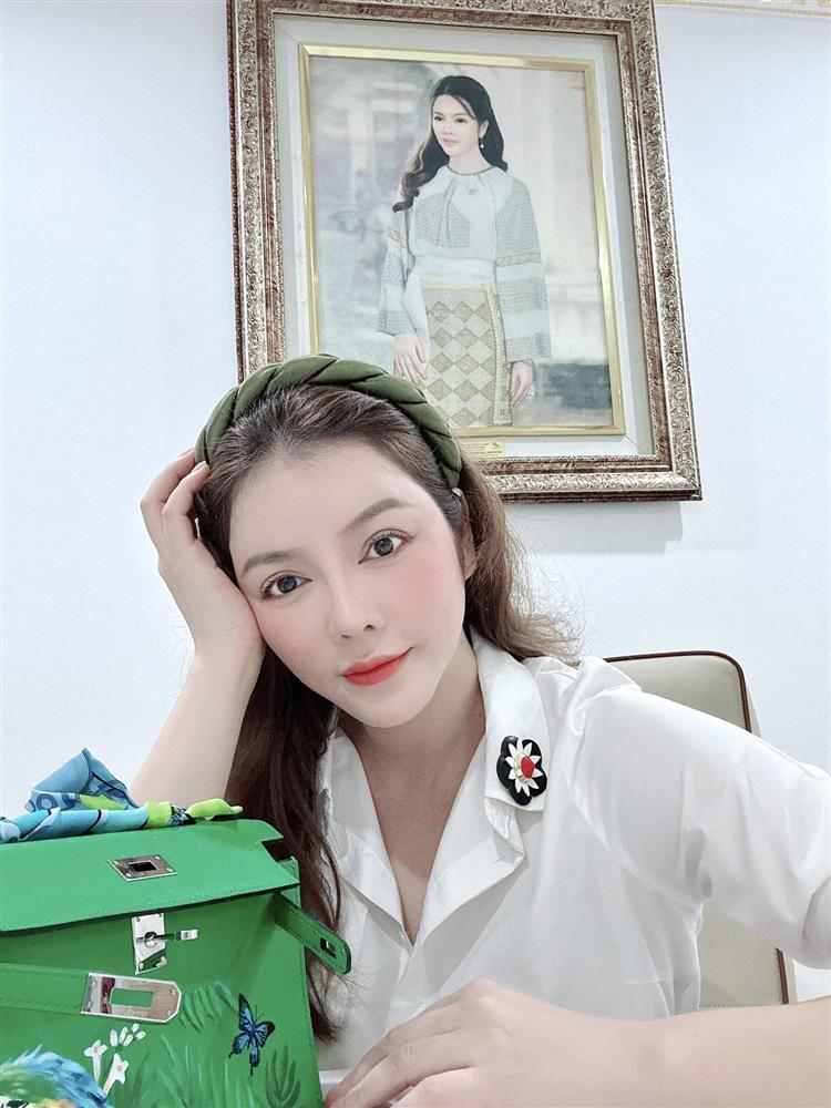 Showbiz Việt ngày 8/2: Lý Nhã Kỳ cảnh cáo anti-fan ngừng soi xét-1