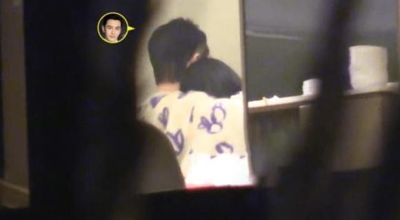 Huỳnh Hiểu Minh lộ ảnh thân mật nữ giám chế-1