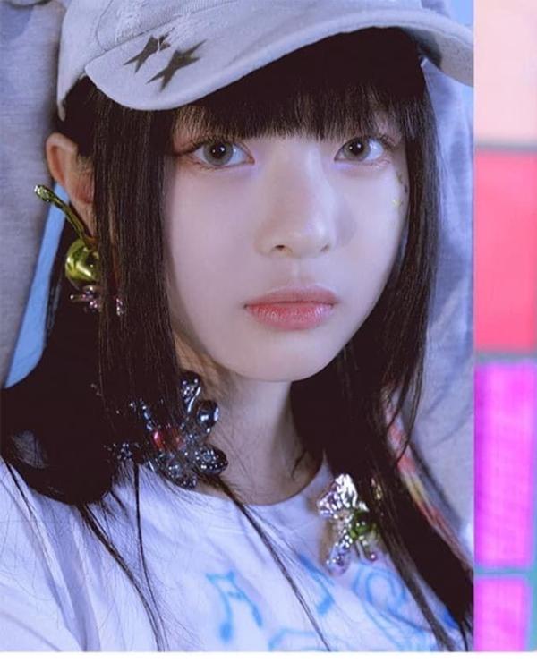 Ca sĩ gốc Việt Hanni bị cư dân mạng phong sát?-1