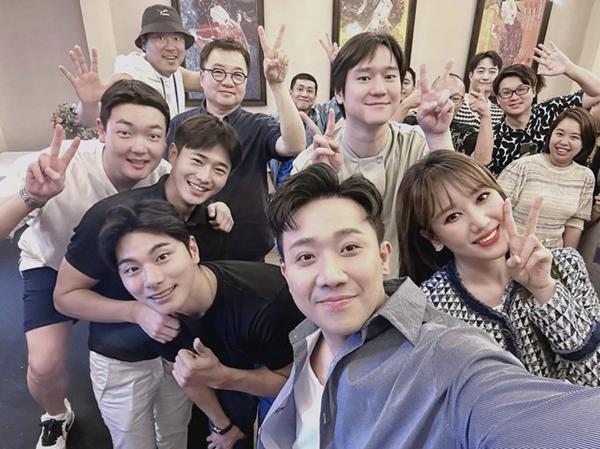 Loạt sao Hàn du hí Việt Nam-1