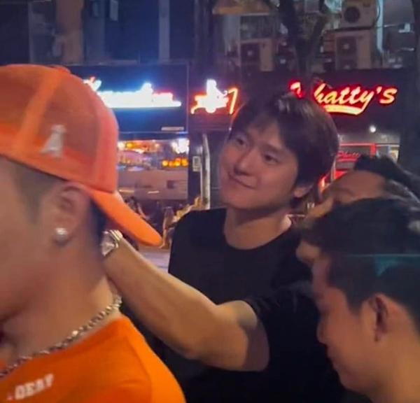 Loạt sao Hàn du hí Việt Nam-4