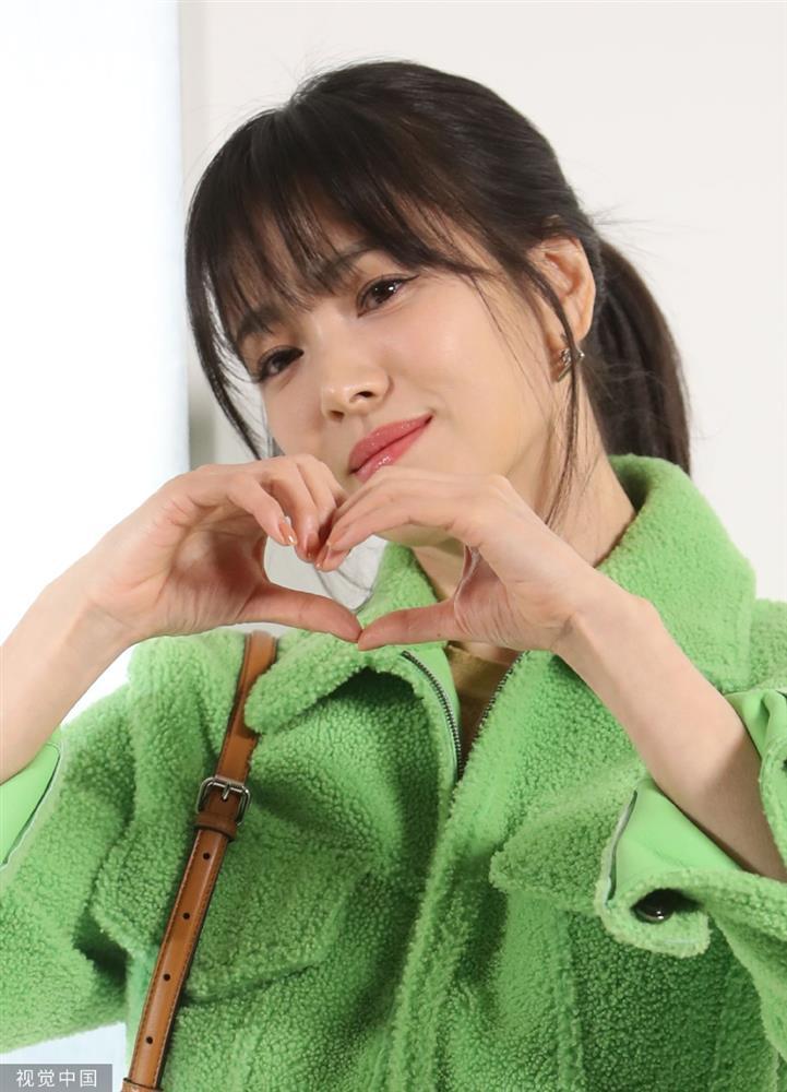 Song Hye Kyo lộ nhan sắc thật qua CAM thường sự kiện-1