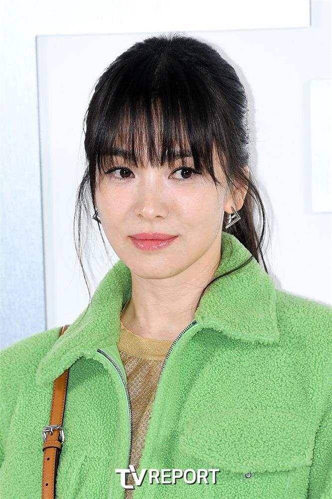 Song Hye Kyo lộ nhan sắc thật qua CAM thường sự kiện-7