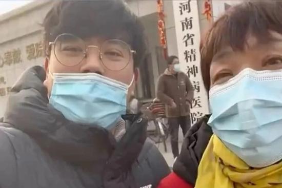 Người đàn ông được mẹ đưa đi khám tâm thần mỗi năm vì chưa lấy vợ