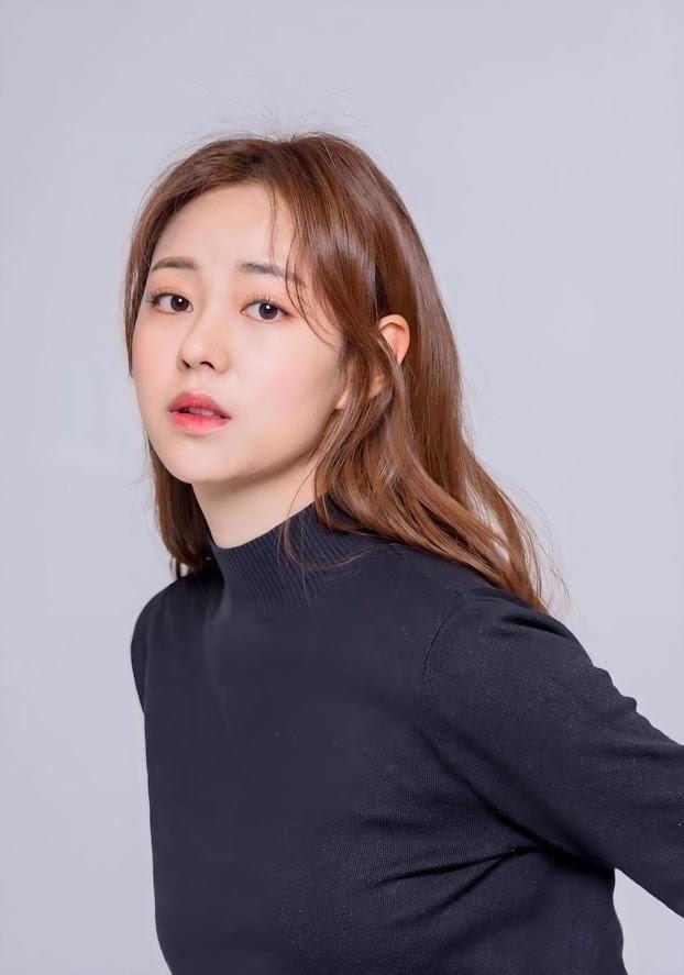 Hoa hậu Hàn Quốc bị chỉ trích vì tham gia show hẹn hò-1