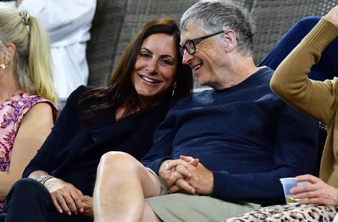 Chân dung bạn gái của tỷ phú Bill Gates-1