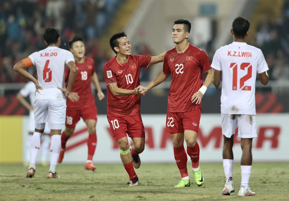 Ghế nóng tuyển Việt Nam: Vì sao HLV Philippe Troussier chưa được xướng tên-2