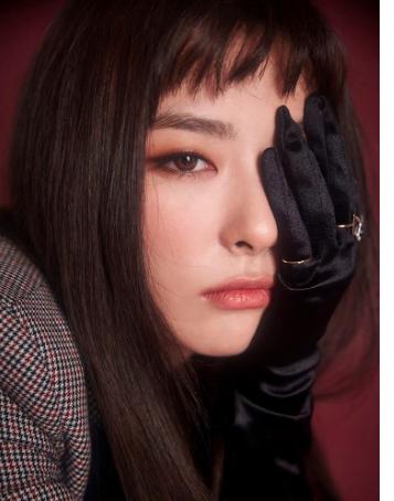 Jisoo, HyunA lăng xê nhiệt tình kiểu tóc mái độc lạ-3