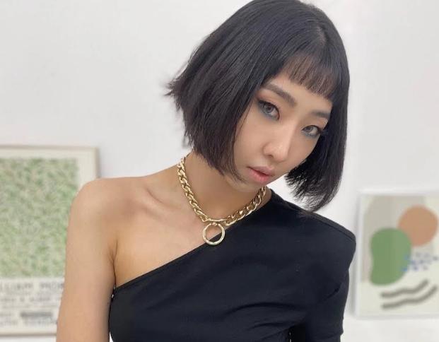 Jisoo, HyunA lăng xê nhiệt tình kiểu tóc mái độc lạ-6