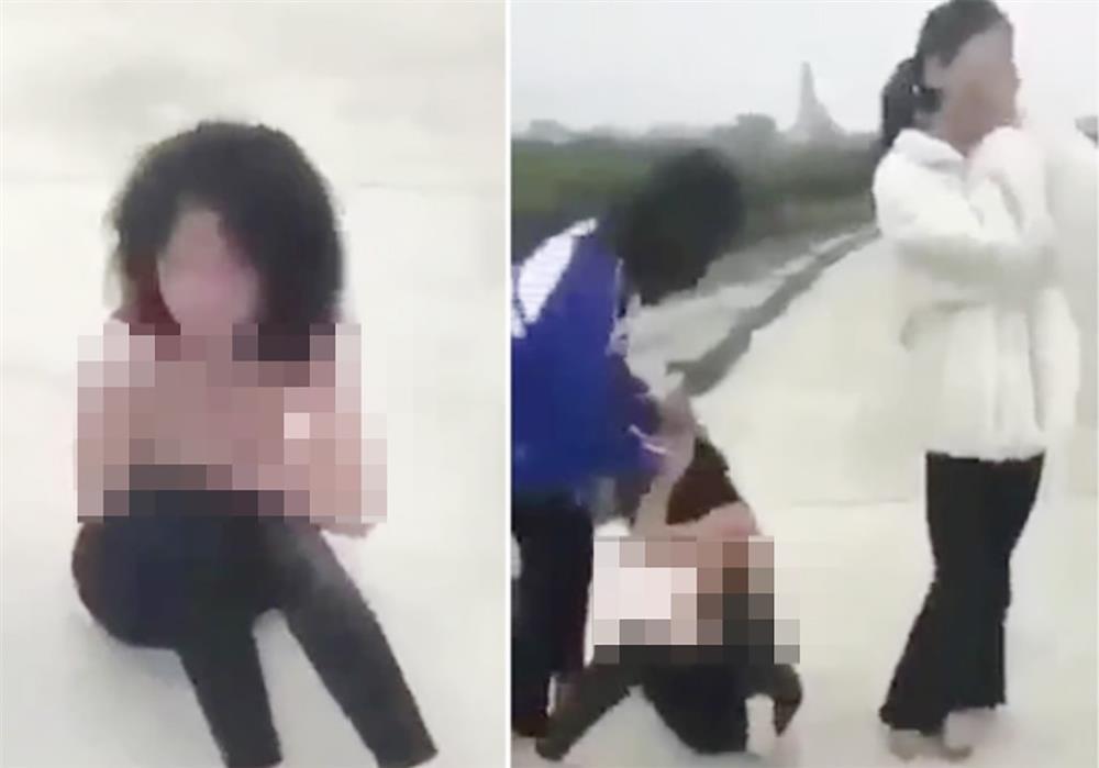 Diễn biến chi tiết vụ nữ sinh bị lột sạch áo, tra tấn giữa đường-1