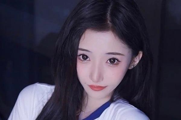 Showbiz Trung Quốc chấn động hot girl tố đạo diễn gạ tình đổi vai-4