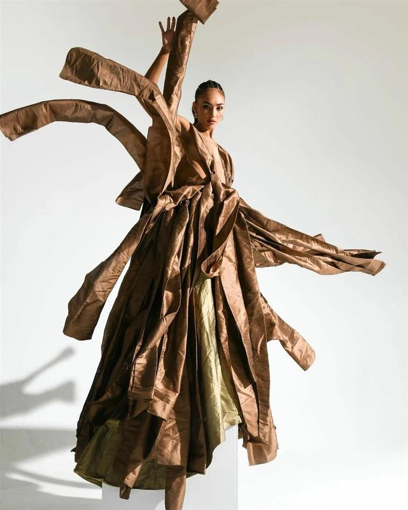 Miss Universe 2022 mặc trang phục Indonesia, nhan sắc ra sao?-5