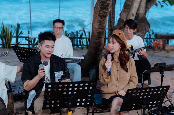 Hòa Minzy, Quân A.P tái hiện hit một thời của Sơn Tùng M-TP-1