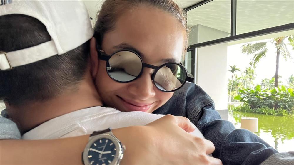 Showbiz Việt ngày 10/2: Bạn bè không tin Hoàng My có người yêu-2