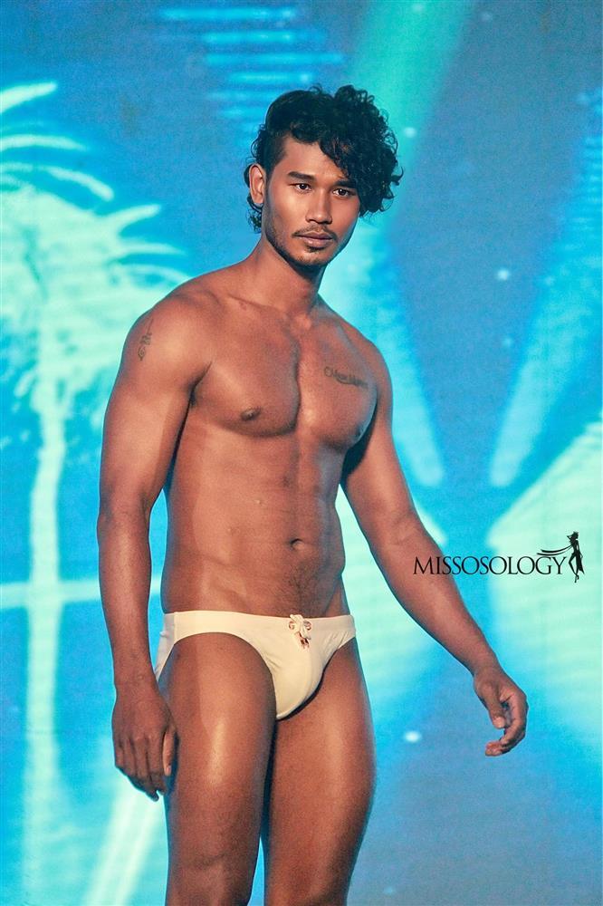 Thí sinh Mister Global 2022 đeo nơ, tạo dáng như hoa hậu-19