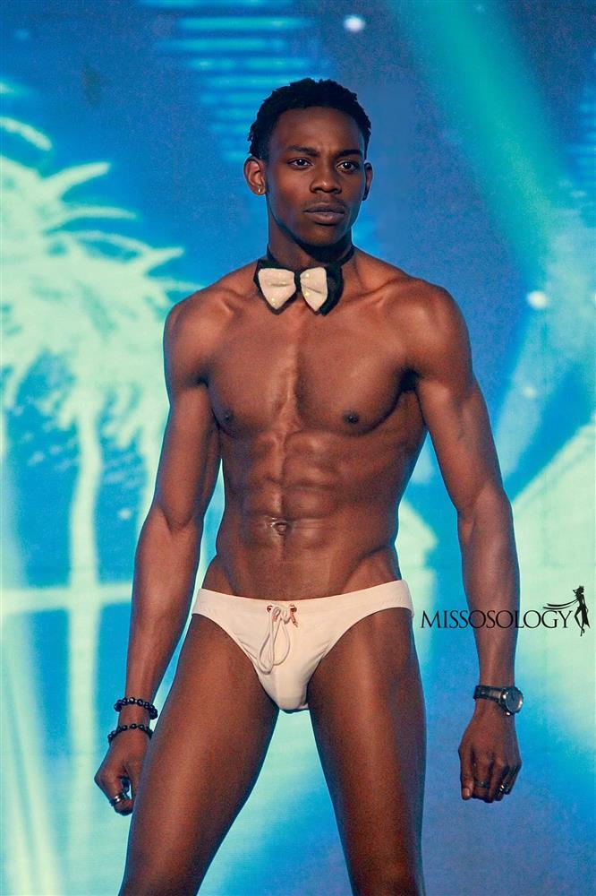 Thí sinh Mister Global 2022 đeo nơ, tạo dáng như hoa hậu-24