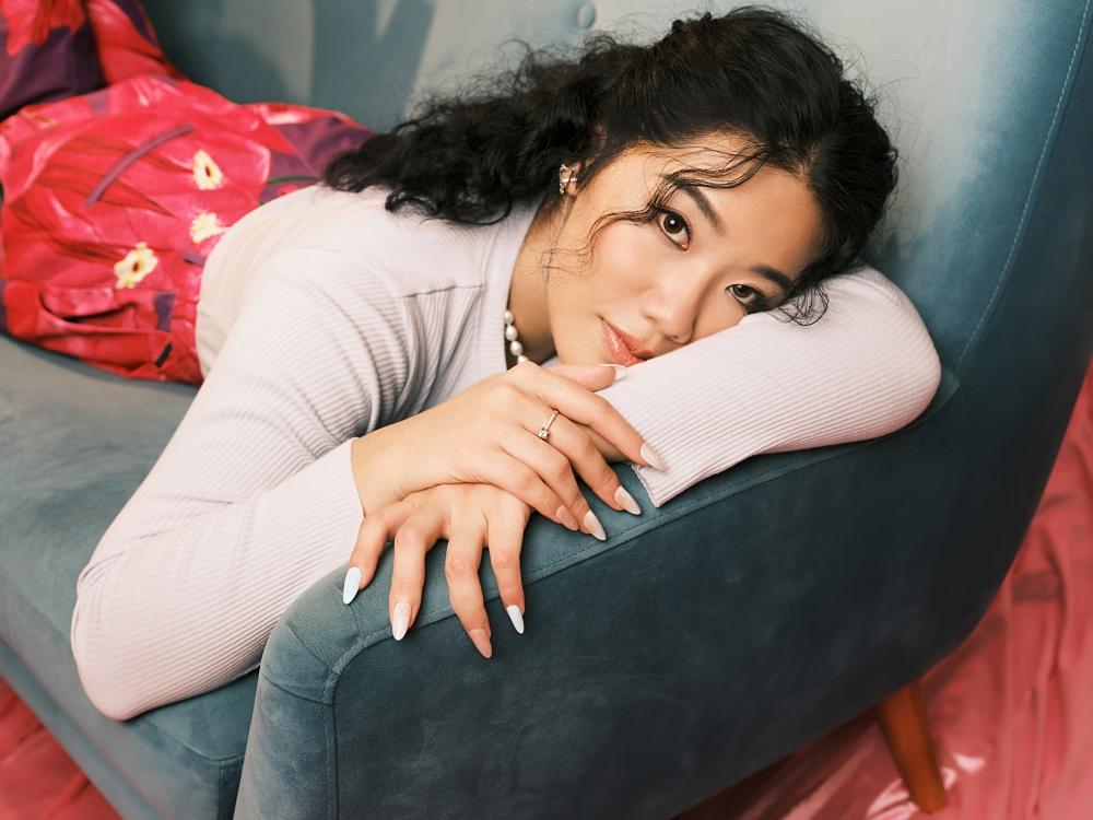 Trấn Thành có hành động đẹp với con gái của Cẩm Vân-11