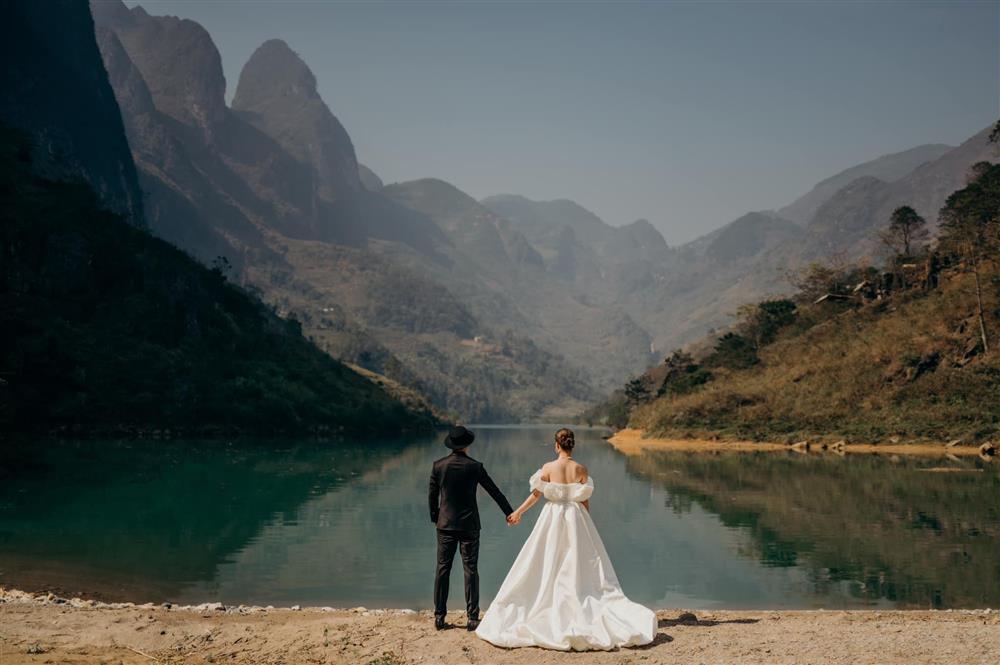 Hà Lê - Gia Linh: Từ thầy trò hơn 13 tuổi tới hôn nhân hạnh phúc-6