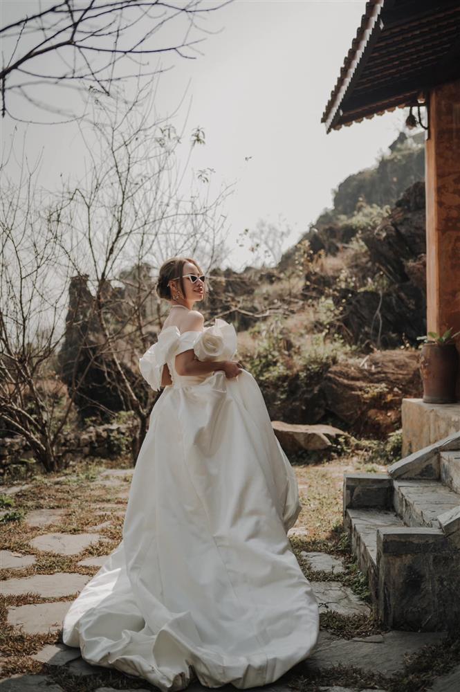 Hà Lê - Gia Linh: Từ thầy trò hơn 13 tuổi tới hôn nhân hạnh phúc-10