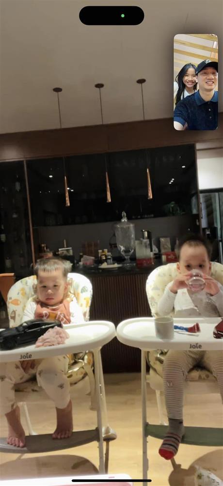 Thành Trung họp gia đình, cảnh 3 con hội ngộ gây thích thú-1