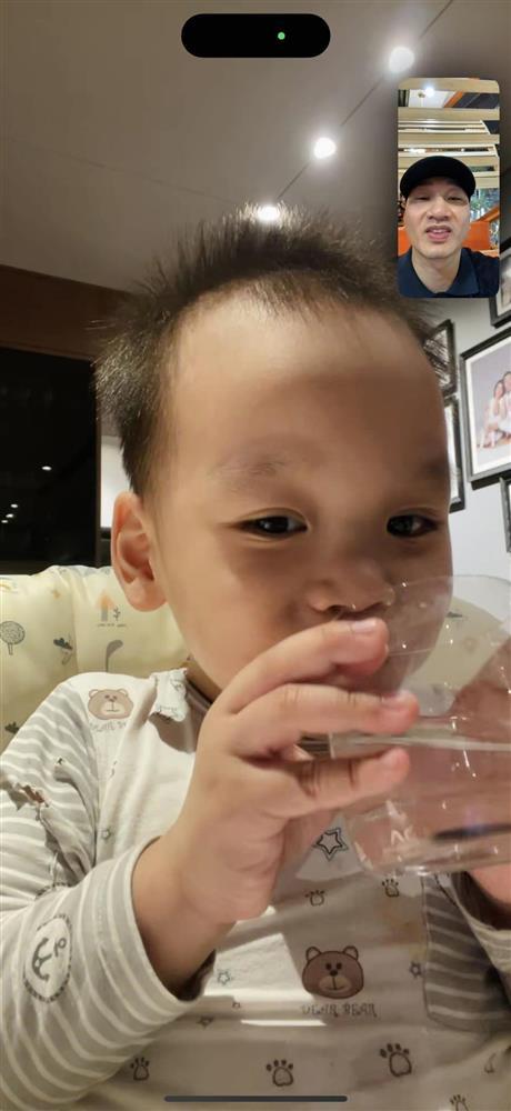 Thành Trung họp gia đình, cảnh 3 con hội ngộ gây thích thú-5