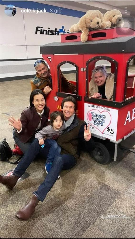 Hoàng Oanh mất điểm vì hàm răng lem nhem khi tái ngộ chồng cũ-1