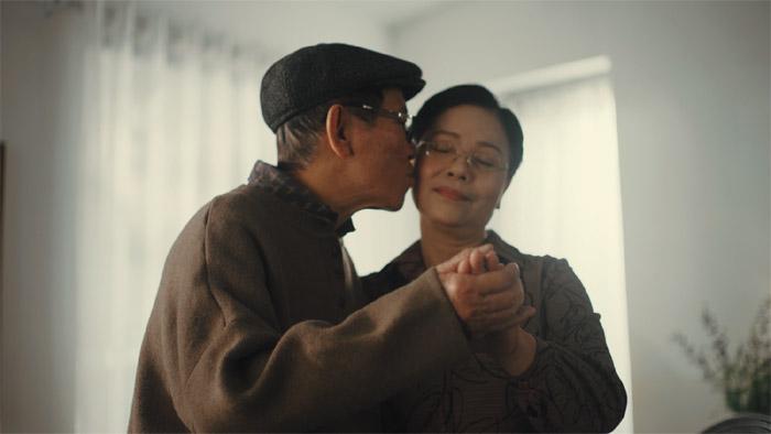 MV mới của Đức Phúc lọt Top 1 trending YouTube-2